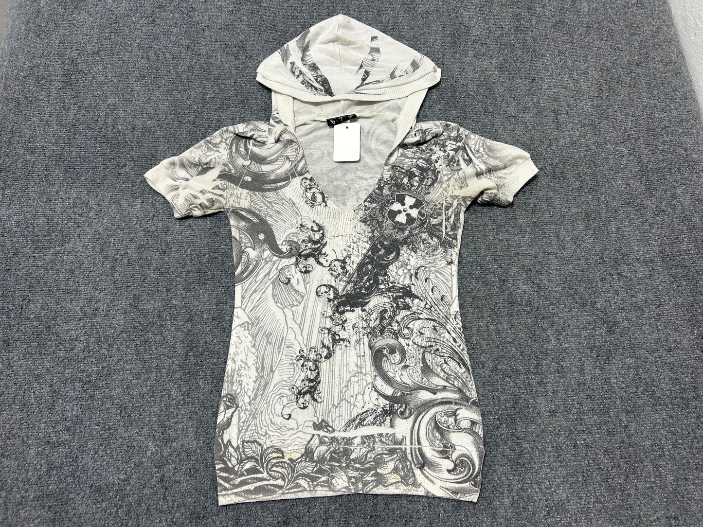 579 Womens Gothic Hooded Shirt - White Size XS