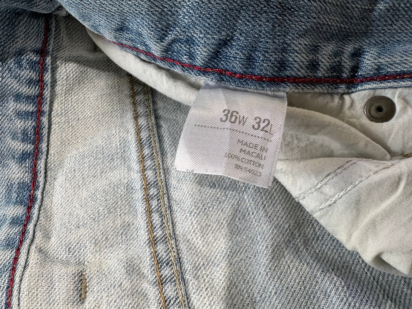 90s Old Navy Straight Fit Jeans - Light Wash Size 36 x 32