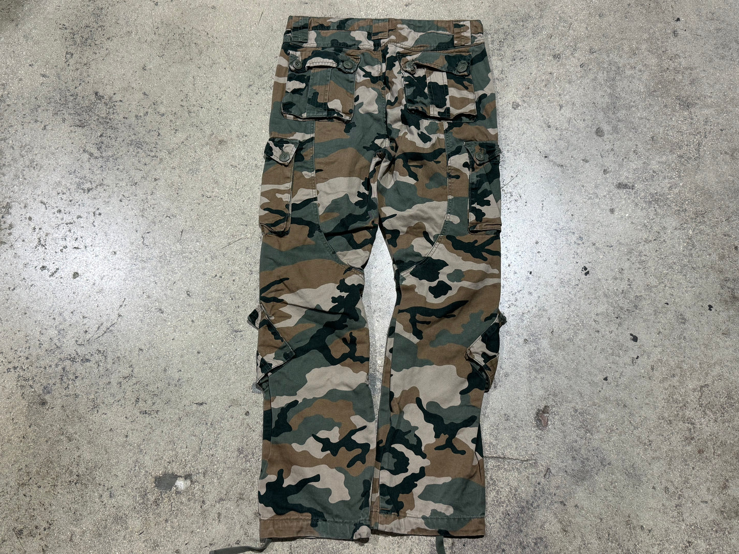 Camo Cargo Pants - Pale Camo Size 36x32