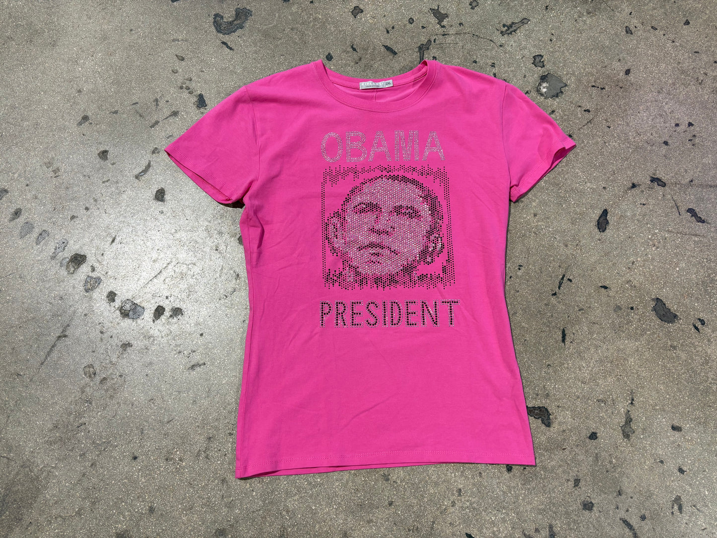 WMNS Rhinestone Obama Tee - Pink Size XXL