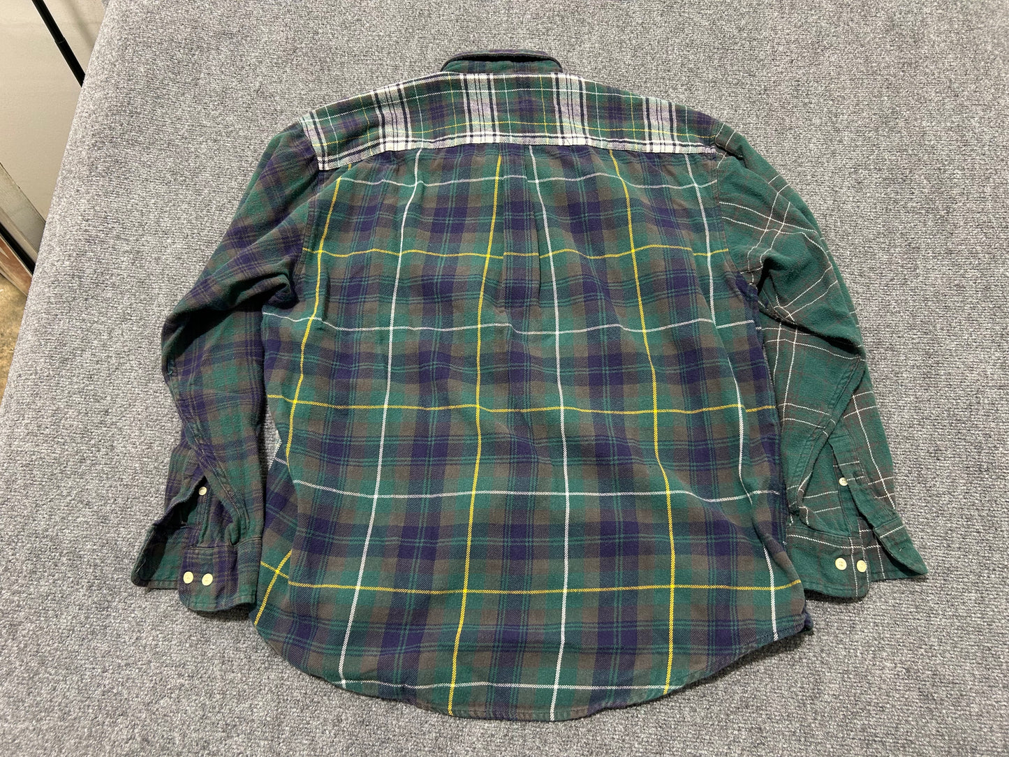 90s GAP Patchwork Plaid Button Up Shirt - Green Size XL
