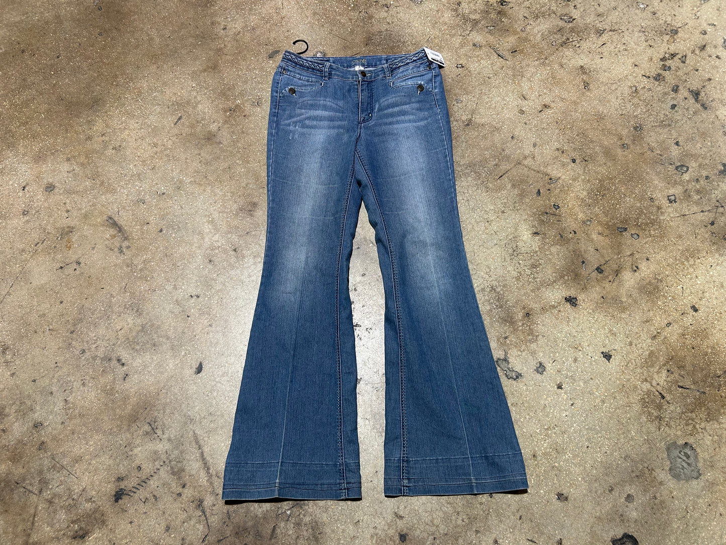 WMNS Cache Flare Jeans - Blue Size 8