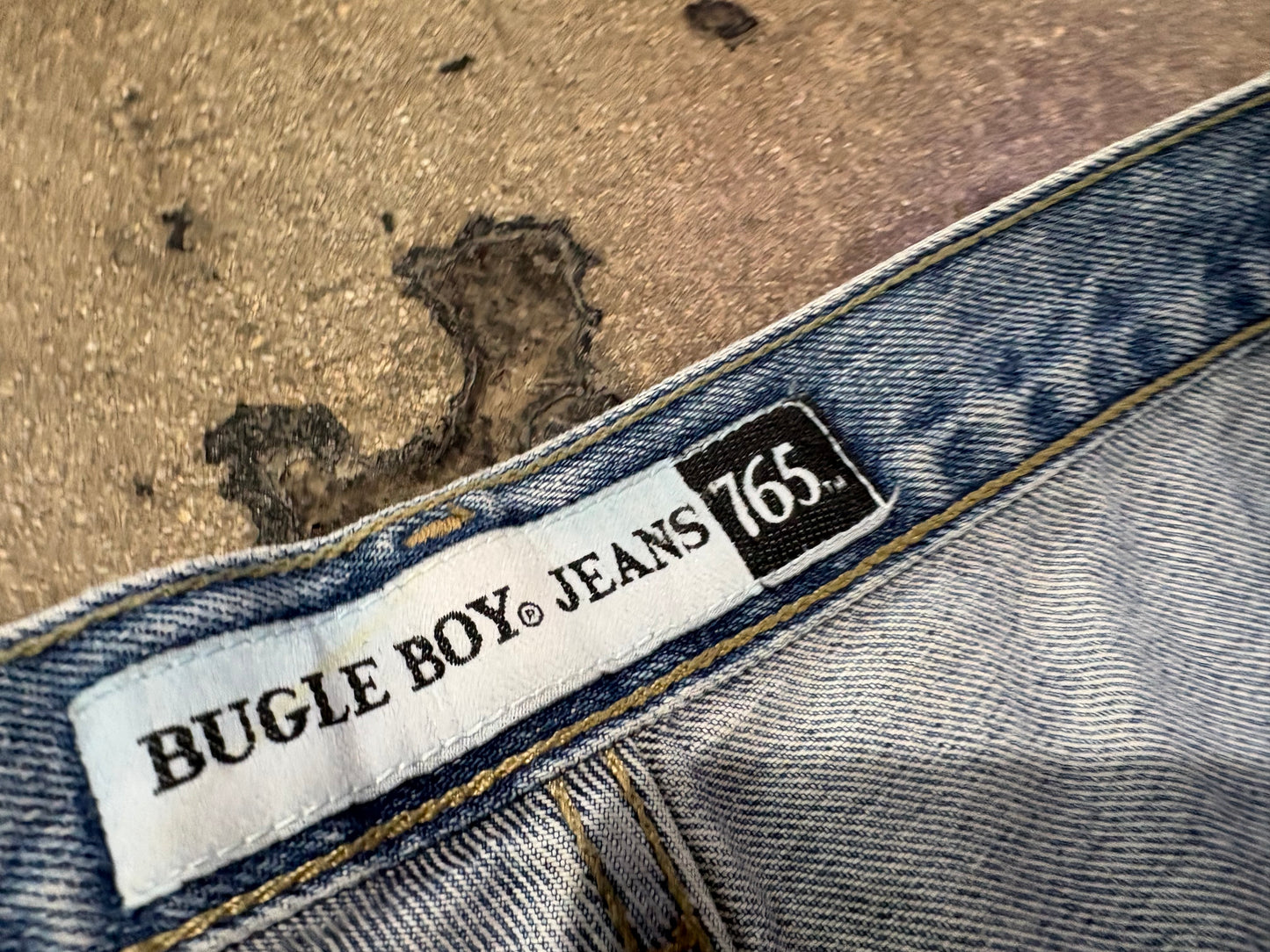 Bugle Boy Denim Jean Shorts - Light Wash Size 38