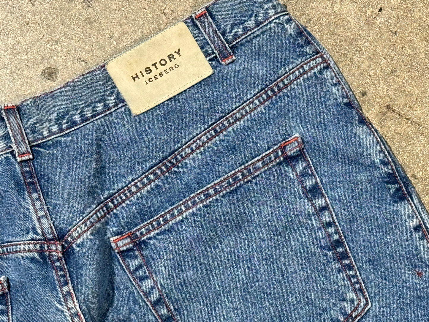 Iceberg History Taz Denim Size 40x34