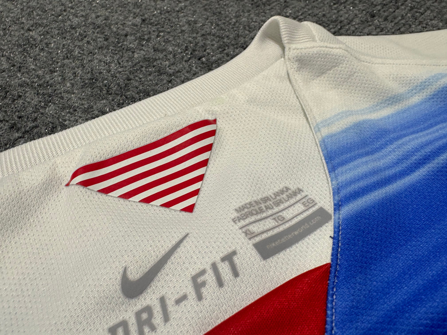 USA Womens Gradient Soccer Jersey - Blue Size XL