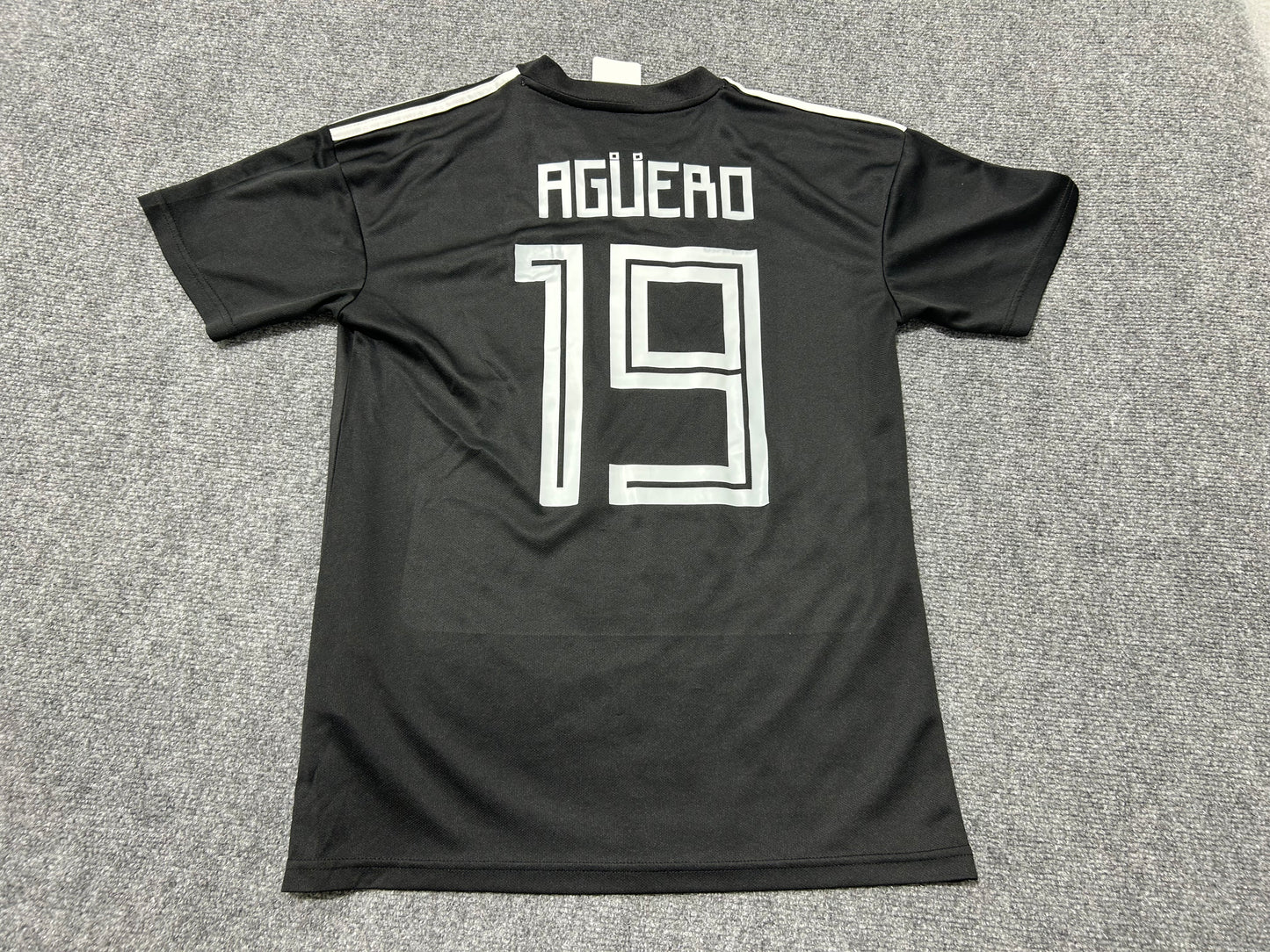 Adidas Argentina #19 Aguero Jersey - Black Size Small