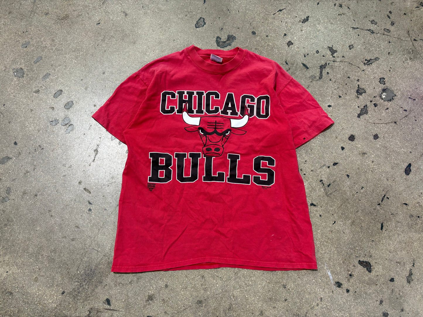 Chicago Bulls Spell Out Tee - Red Size Large