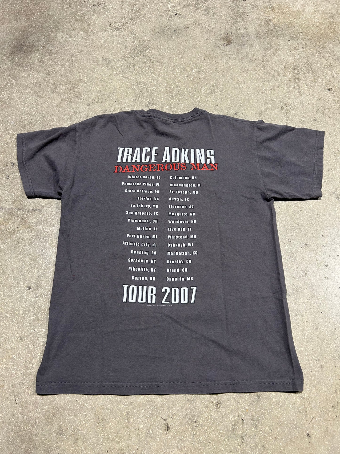 2007 Trace Adkins Dangerous Man Tour Tee - Grey Size Medium