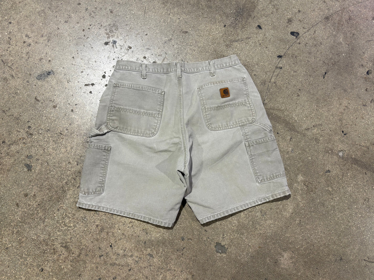 Carhartt Work Shorts - Khaki Size 36