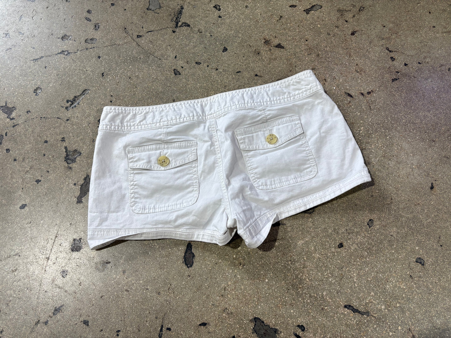 Express Big Button Micro Shorts - White Size 6