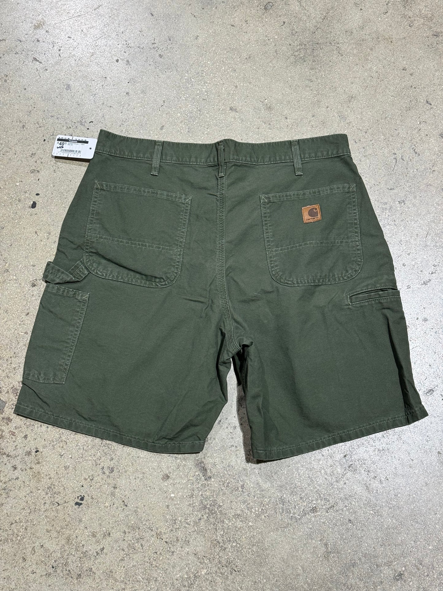 Carhartt Shorts - Olive Size 36