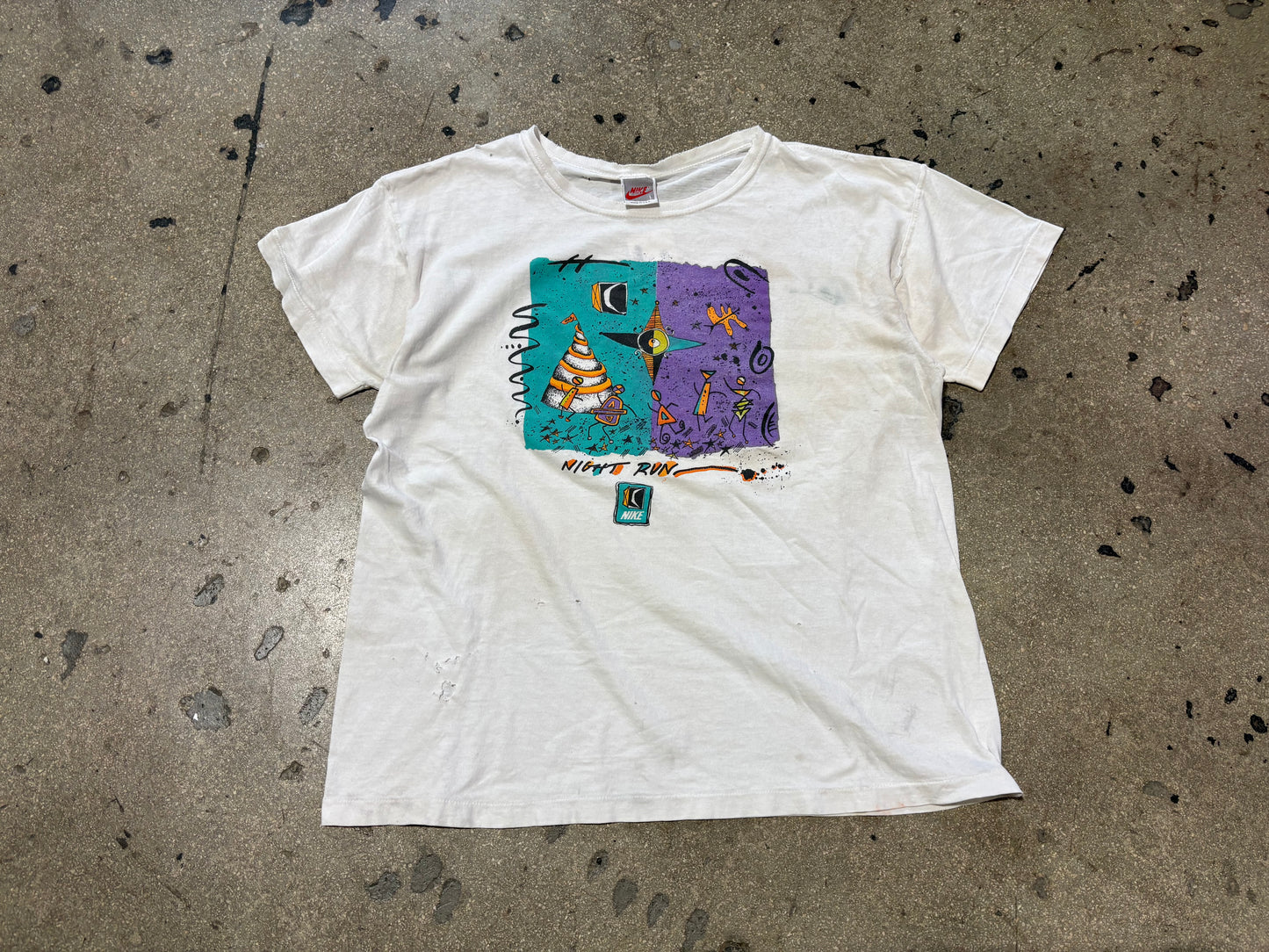 Nike night Run Tee - White Size Large