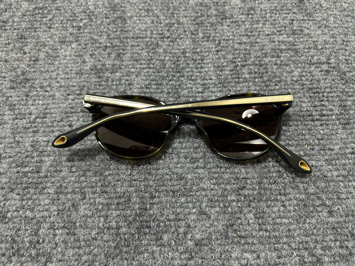 Givenchy Round Sunglasses - Tortoise