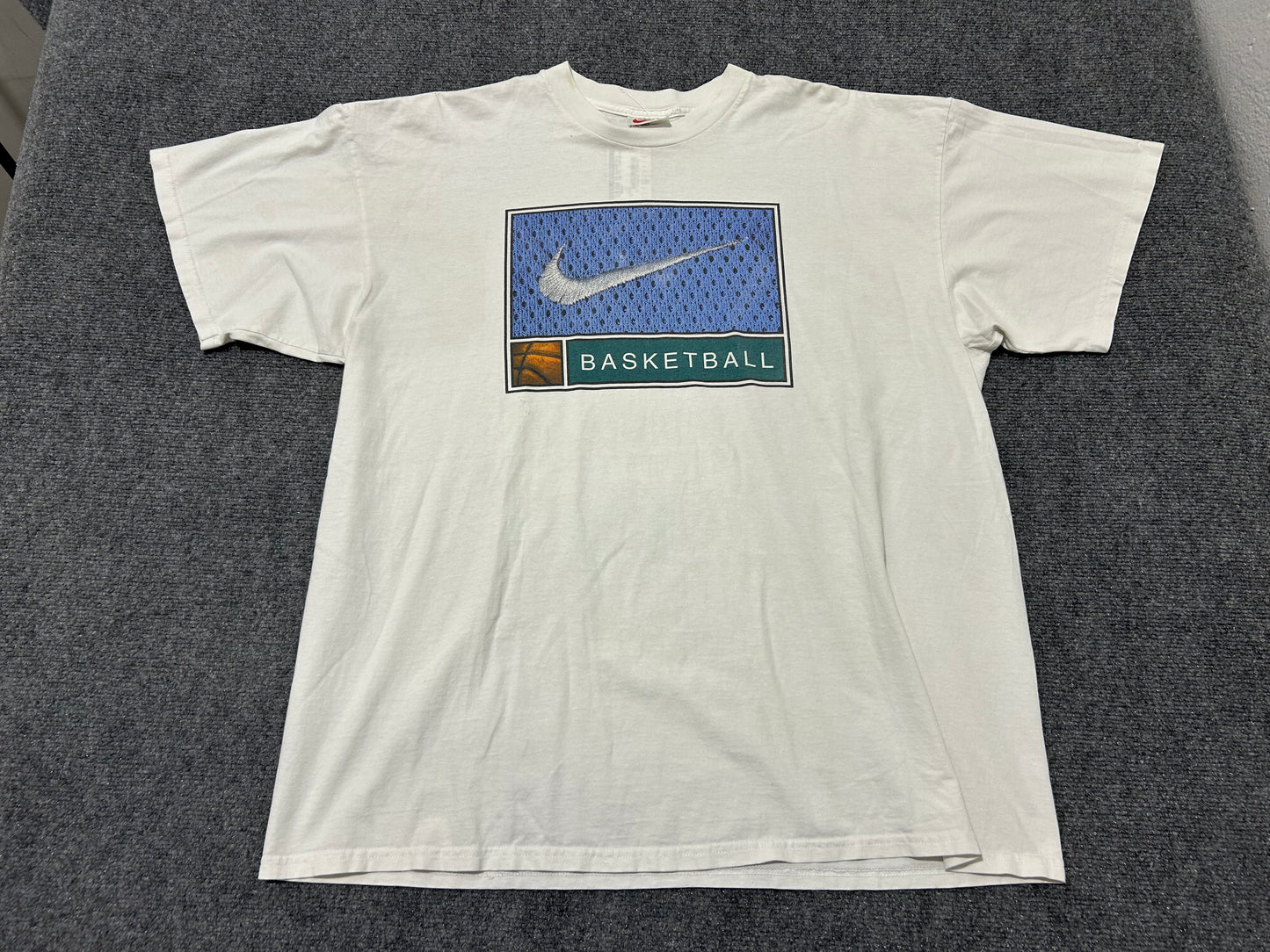 Nike Basketball Square Logo Tee - White Size XL