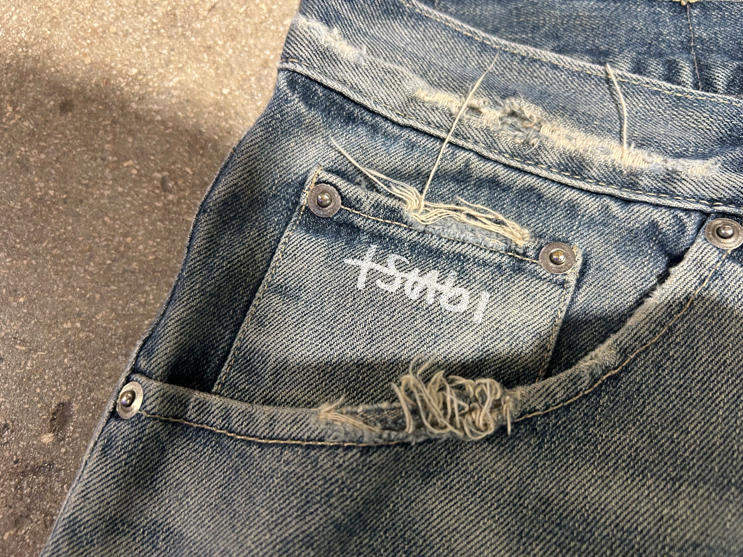 Subi Distressed Baggy Jeans - Blue Size 36