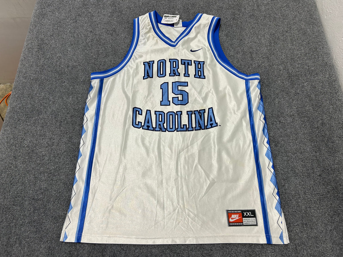 UNC Tar Heels #15 Basketball Jersey - White/Blue size XXL