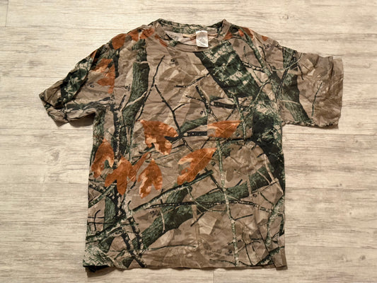 Outfitters Ridge Real Tree Camo Pocket Tee Size XL