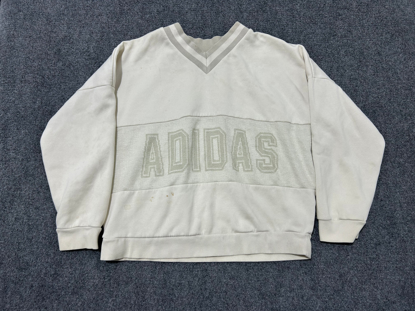 Adidas V Neck Crewneck - White Size Medium