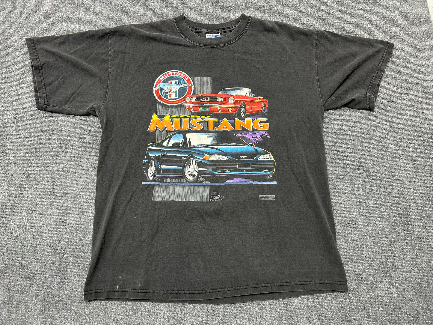 Ford Mustangs Tee - Faded Black Size XL