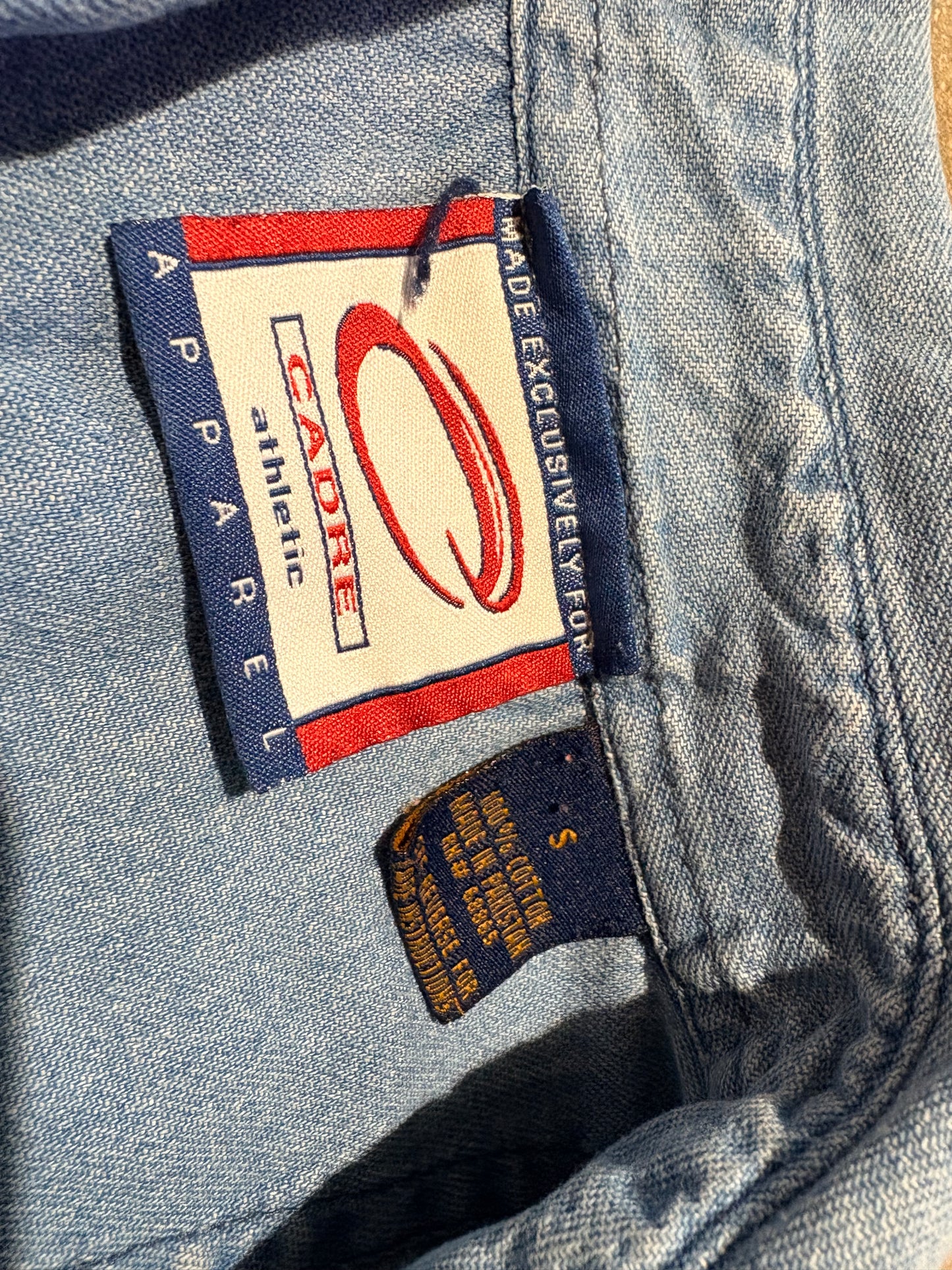 Miami Hurricanes UM Denim Button Up Shirt - Blue Size Small