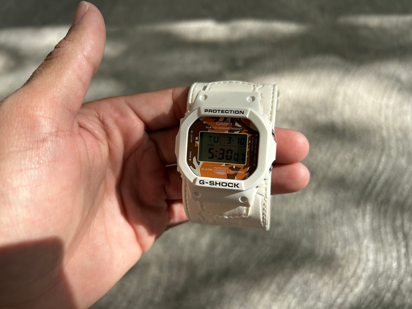 2000s Leather Strap G Shock - White