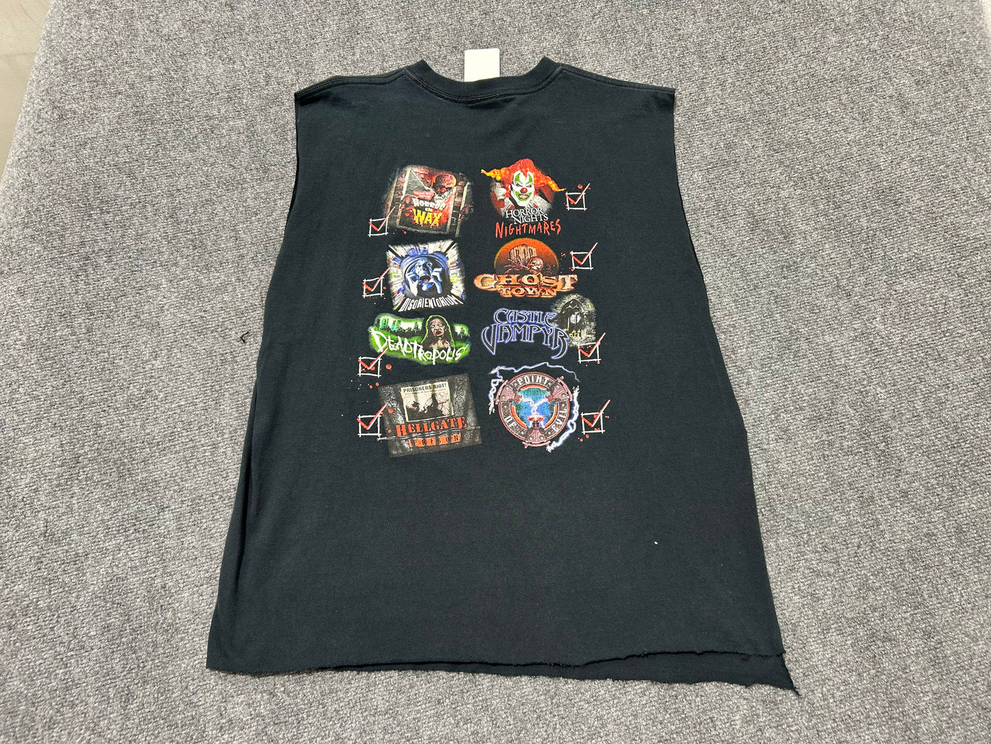 Cutoff Sleeveless 2004 I survived Halloween Horror Nights Tee - Black Size Large