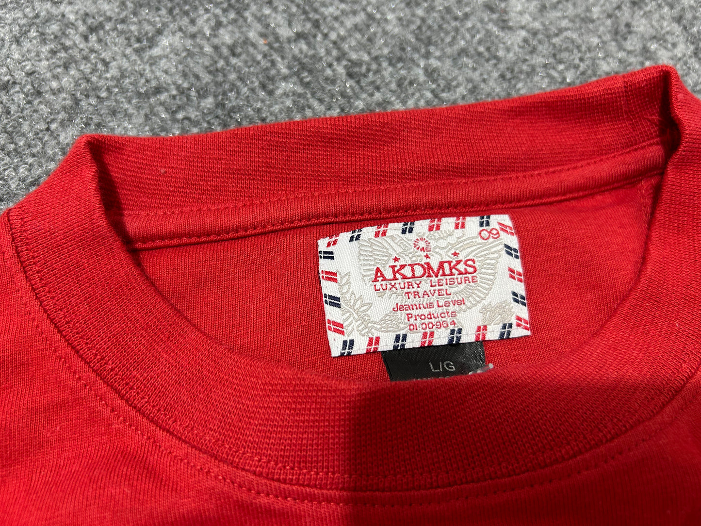 Akademiks Postcard Receipt Tee - Black/Red Size Large