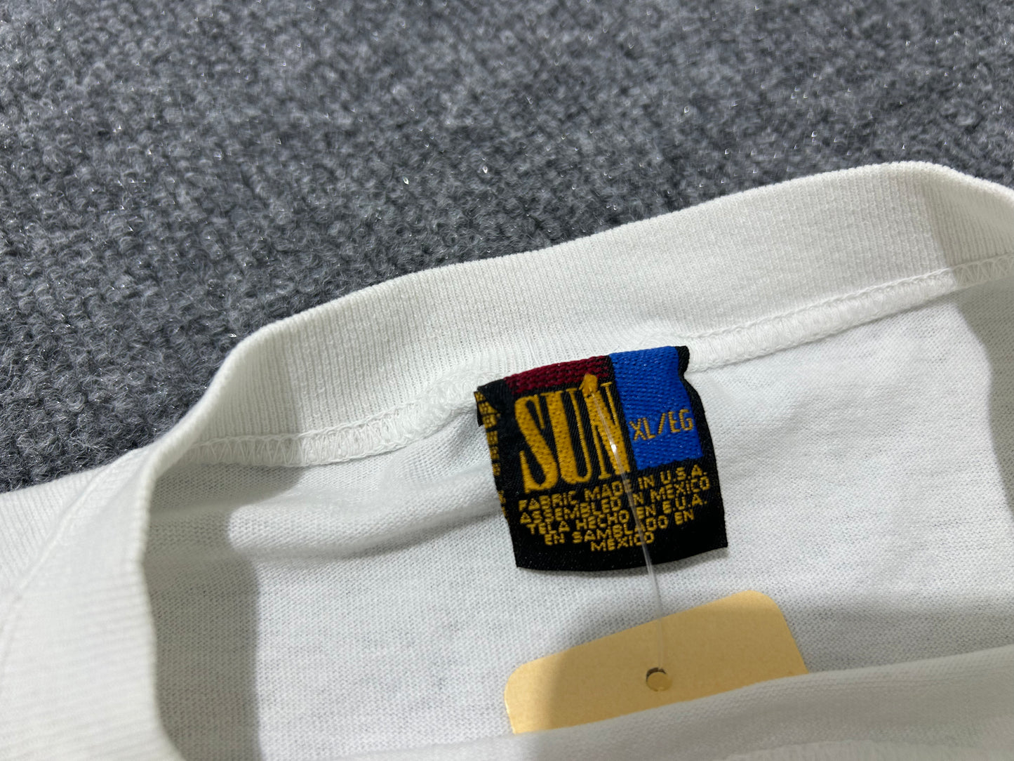 1996 Florida Marlins Looney Tunes Stadium Tee - White size XL