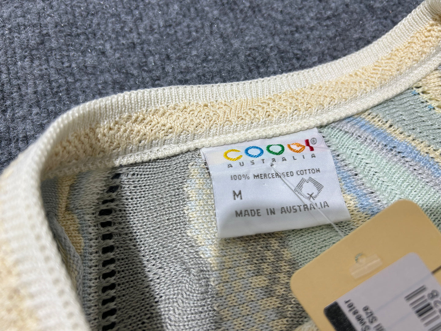 COOGI 3D Knit Sweater - Cream Multi Size Medium