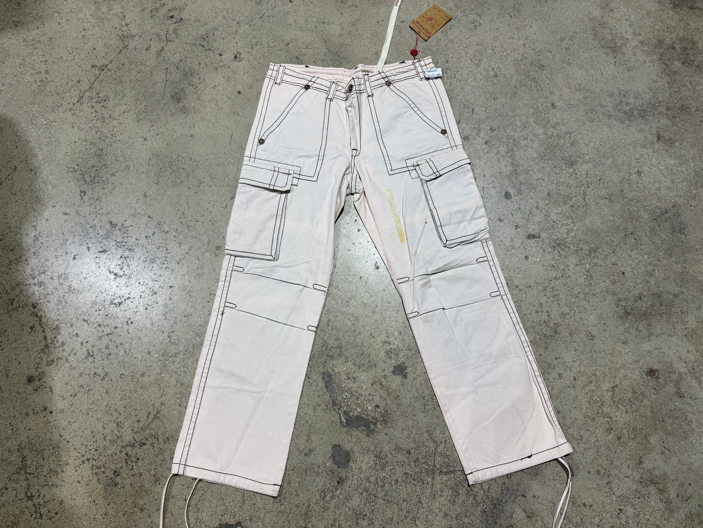 True Religion Oulined Cargo Pants - Cream Size 38x34