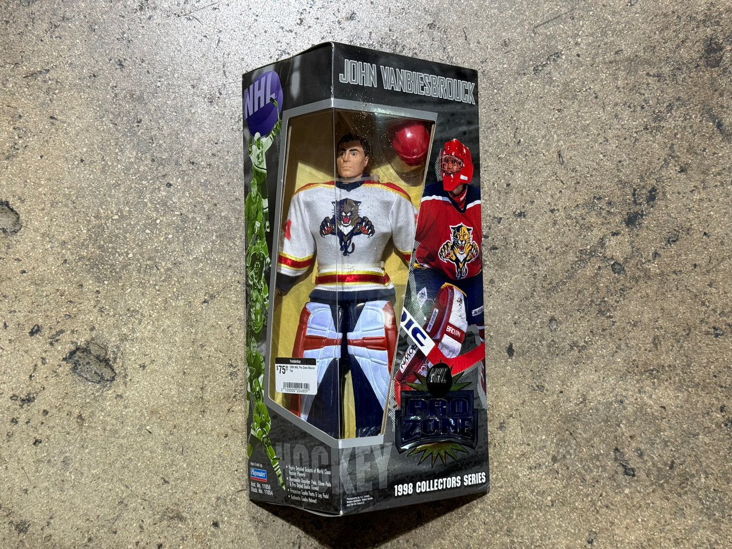 1998 NHL Pro Zone Beezer Toy