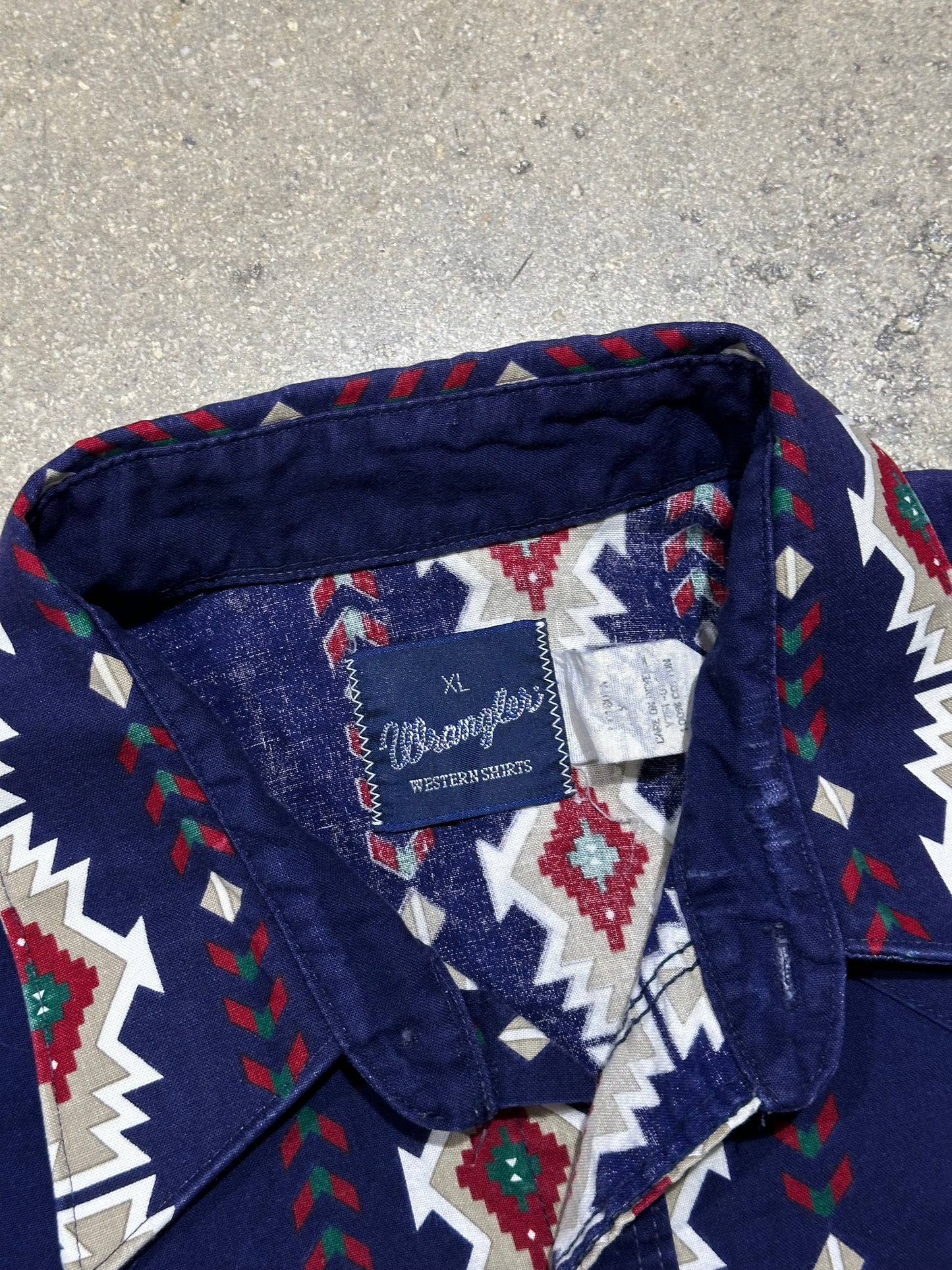 Wrangler Navajo L/S Button Up - Navy Size XL