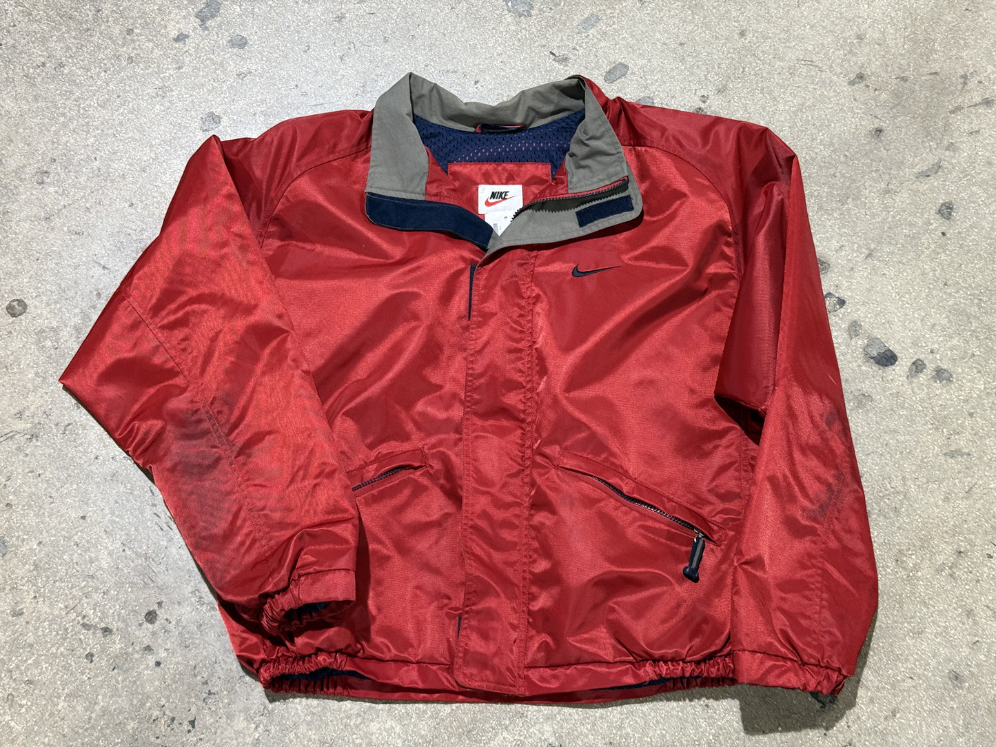 Nike Shiny Jacket - Red Size Medium