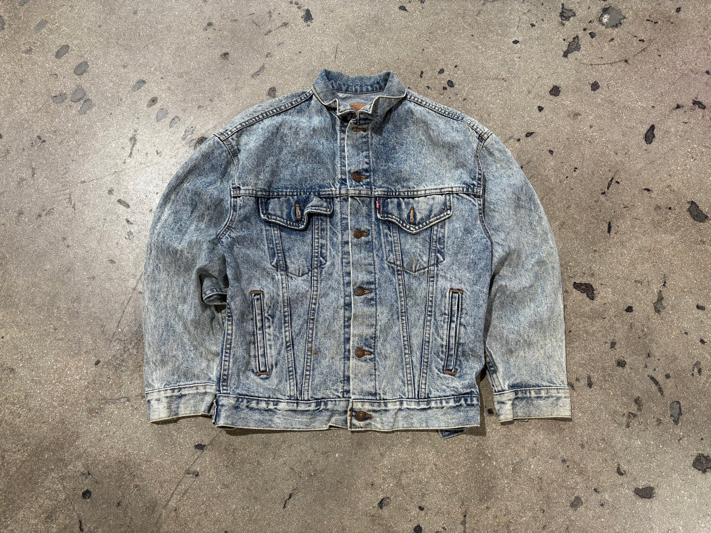 Womens Levi's Washed Out Denim Jean Jacket - Light wash Size Large
