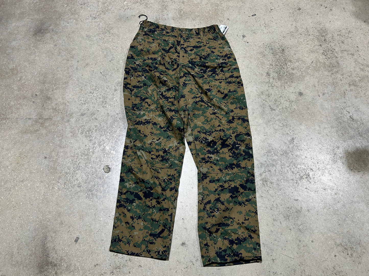 Digi Army Camo Cargo Pants - Green/Brown Size 32x34