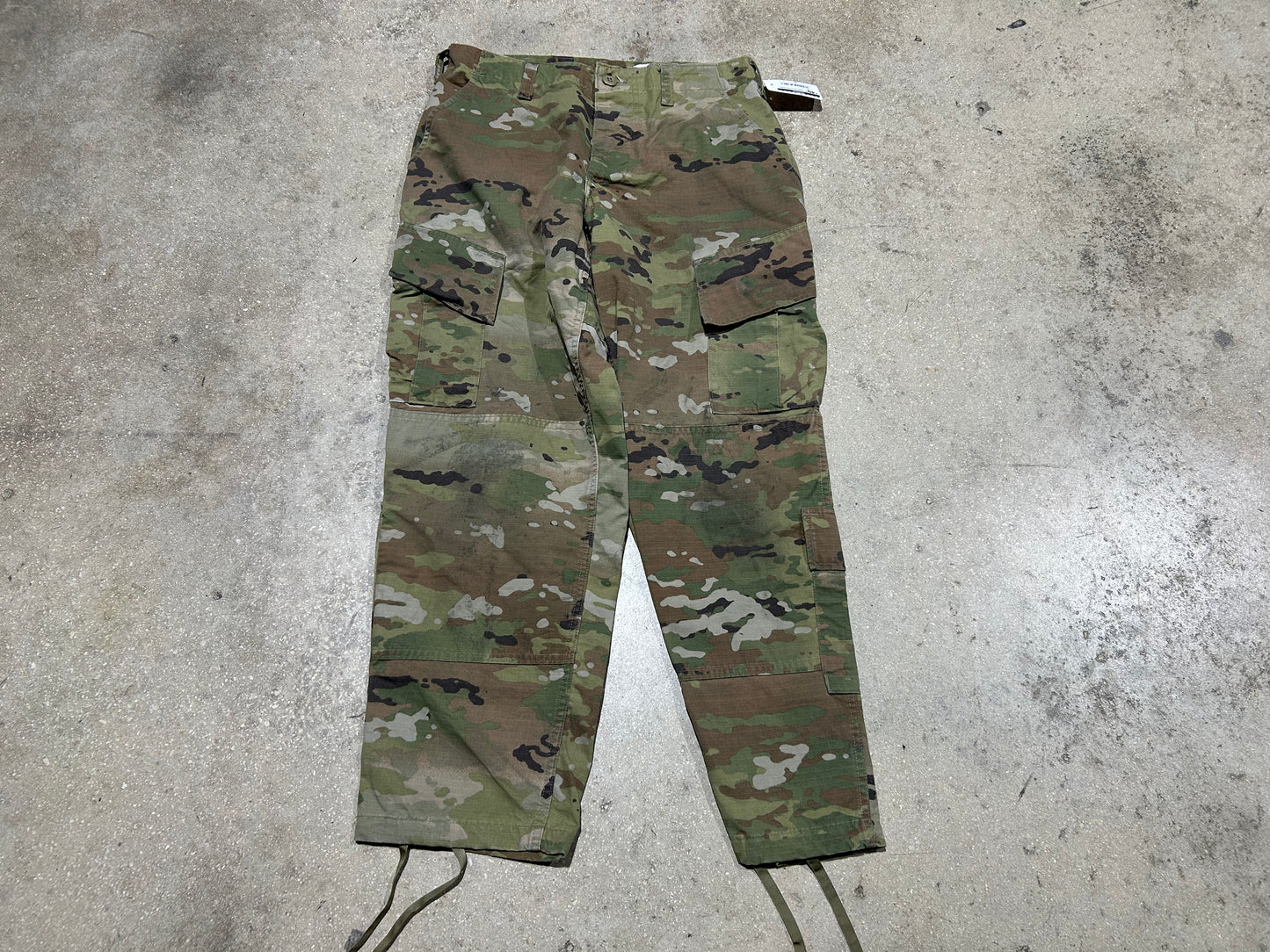 Army Camo Cargo Pants - Faded Green Size 34x30