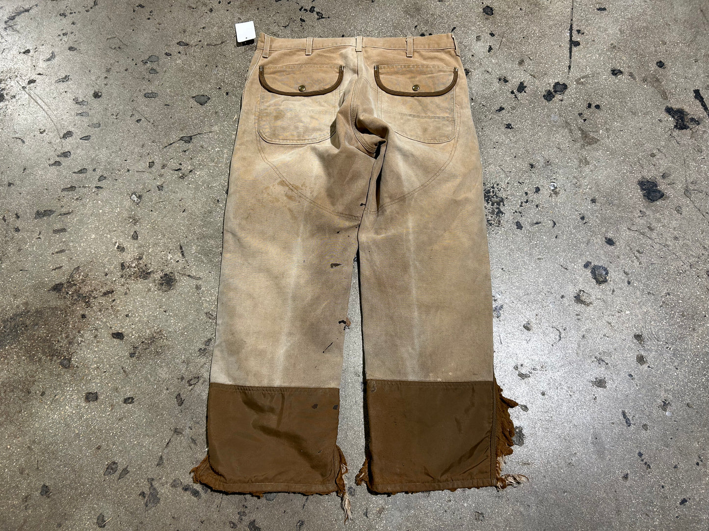 Thrashed Carhartt Hunting Pants - Khaki/Brown Size 38x30