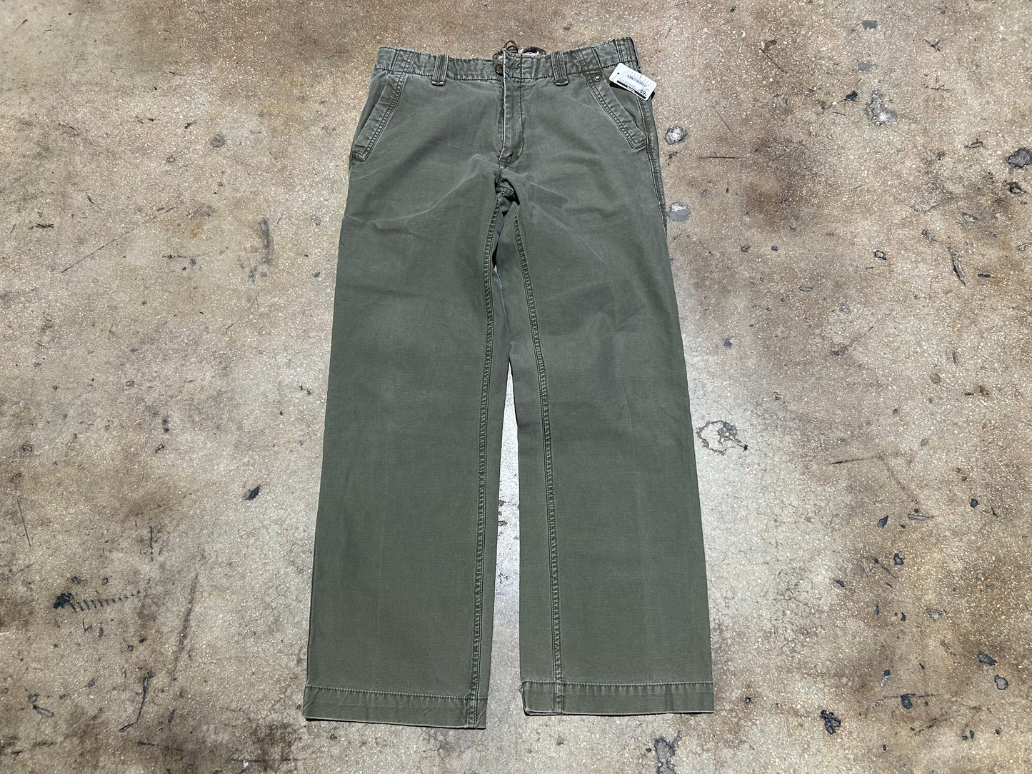 GAP Rugged Khaki Pants - Faded Olive Size 34 x 34