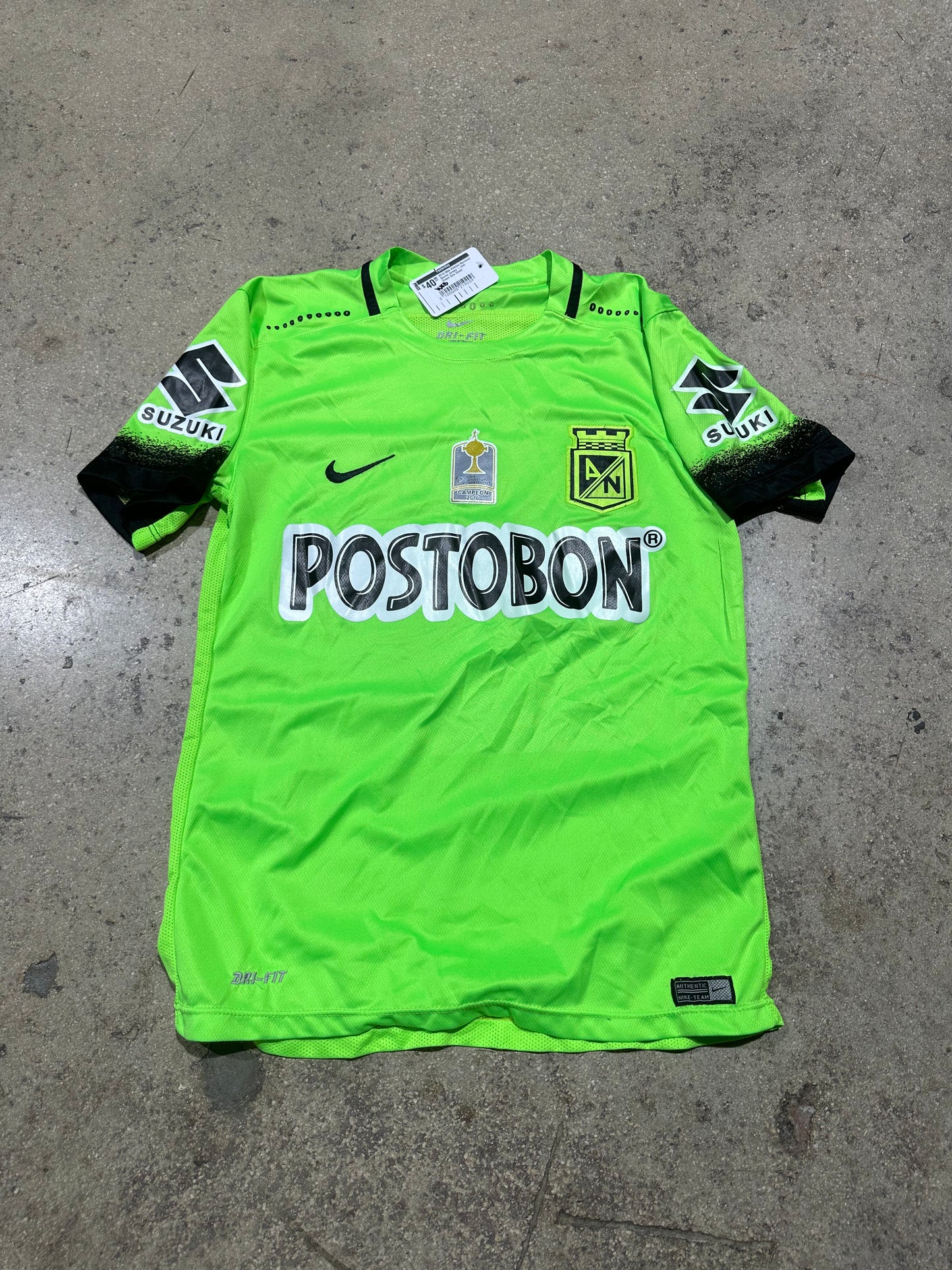 2016 Nike Atletico Nacional Soccer Jersey - Volt Green Size Small