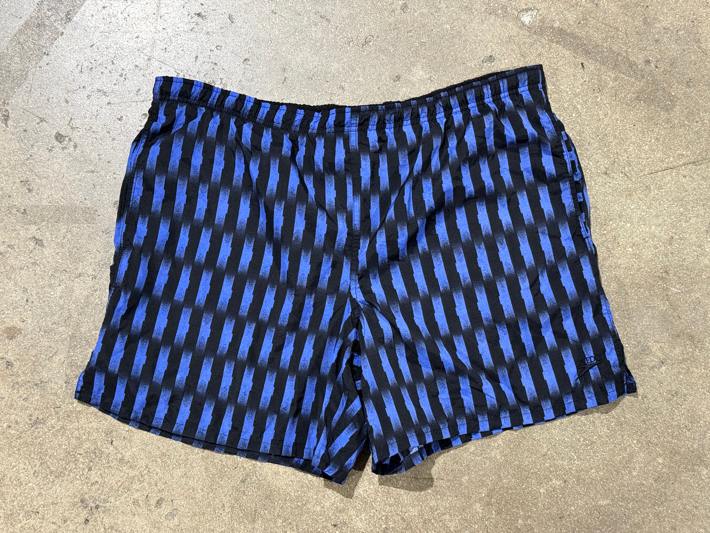 Speedo Abstract Shorts -Black/Purple Size Large