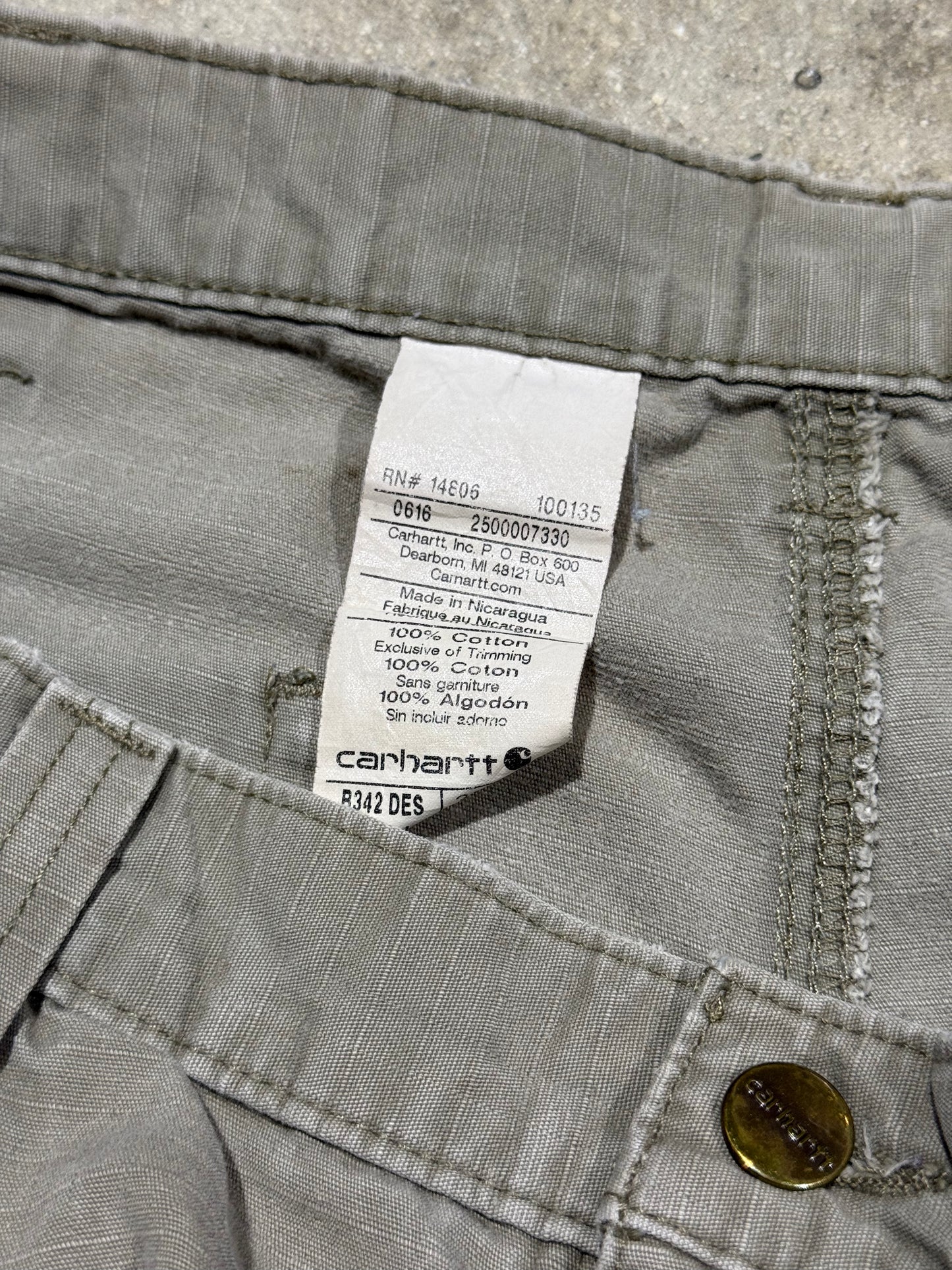 Distressed Carhartt Cargo Pants - Light Khaki Size 34x30