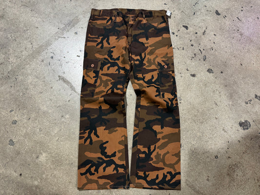 Coffee Camo Cargo Pants Size 40x32