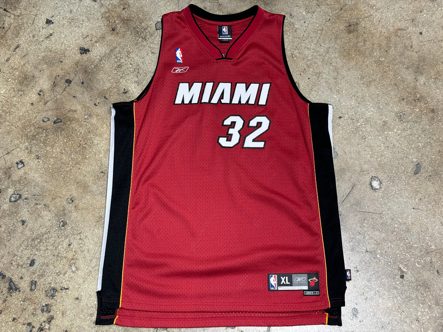 Reebok Miami Heat Shaq Swingman Jersey - Red Size XL