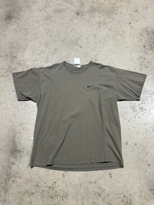 Nike Logo Tee - Brown Size XL