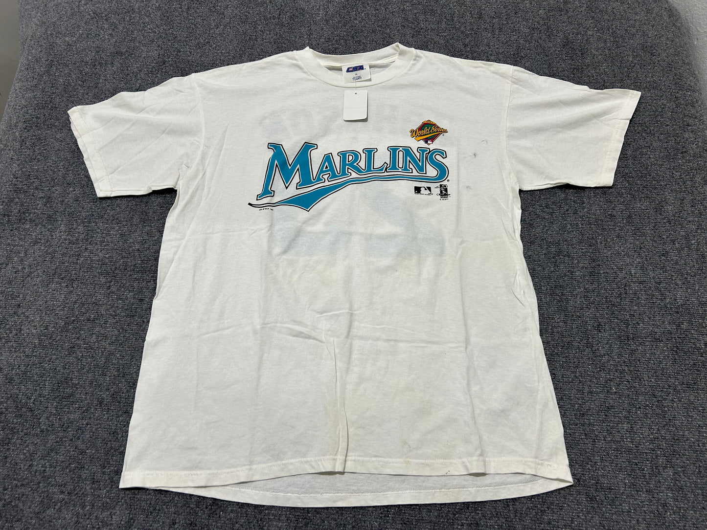 1997 Marlins World Series #23 Johnson Tee- White Size XL
