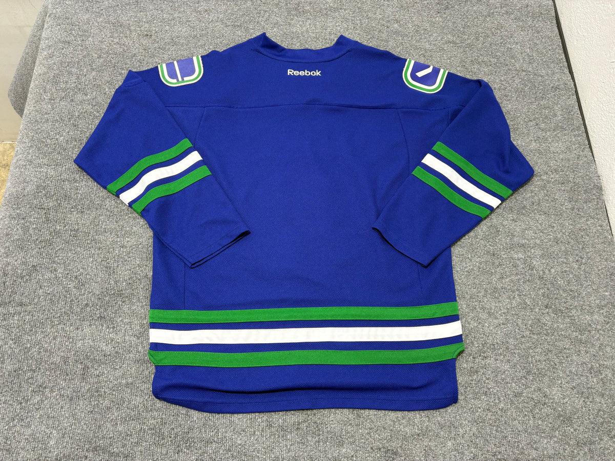 Reebok Vancouver Canucks Hockey Jersey - Blue Size Small